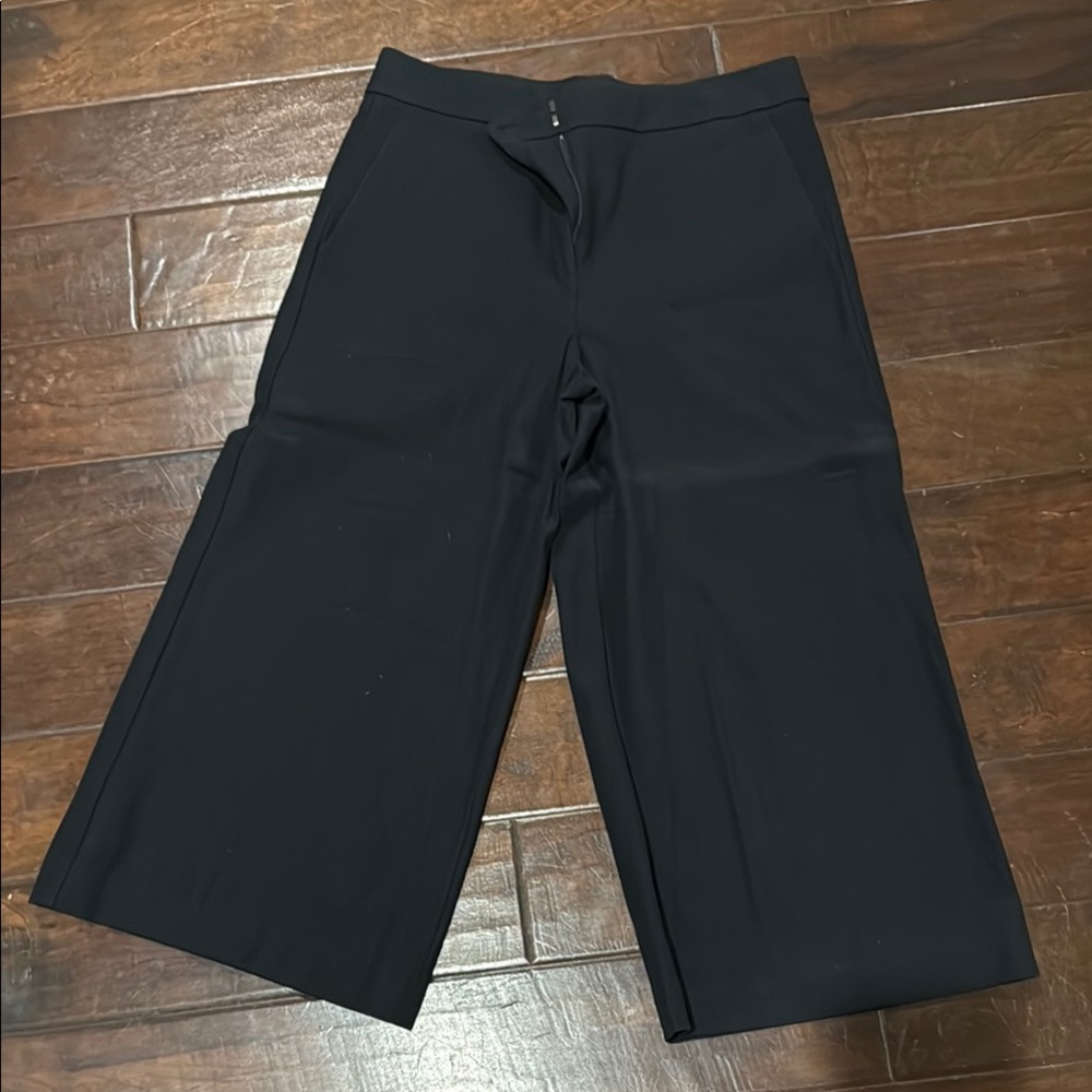 Ann Taylor Black Wide-Leg Culotte Trousers
